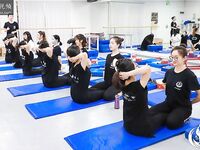 長沙舞蹈老師《宋思嘉》群P淫亂性交派對流出 不雅照 (50P)