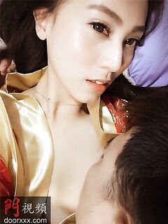 八字奶服裝店主《林妤》不雅照 (137P)